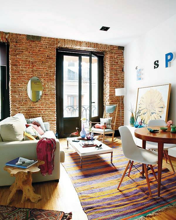 Setting up small apartment - use the room height and save space Setting up small apartment - use the room height and save space