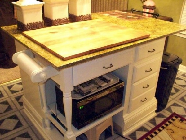 The old dresser as a kitchen block use - DIY project for you The old dresser as a kitchen block use - DIY project for you