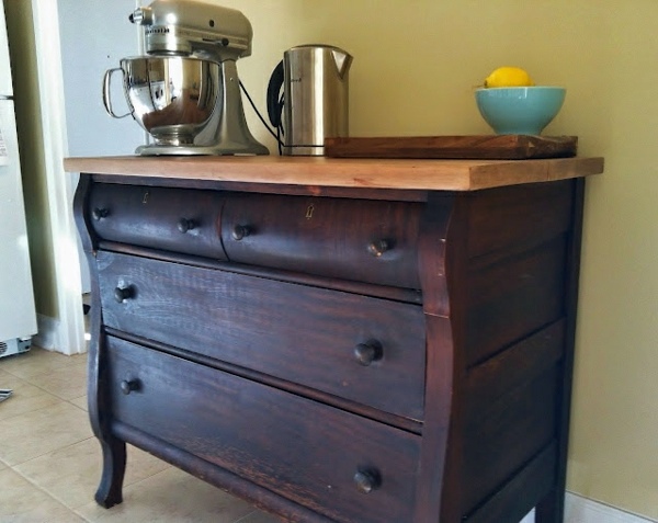 The old dresser as a kitchen block use - DIY project for you The old dresser as a kitchen block use - DIY project for you