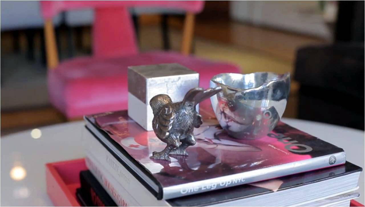 Designer apartment with pink accents - from disaster to audacity