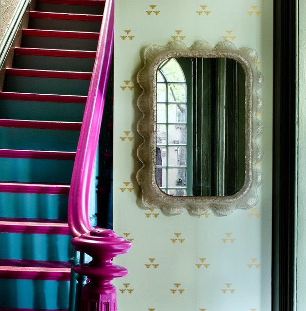 Designer apartment with pink accents - from disaster to audacity