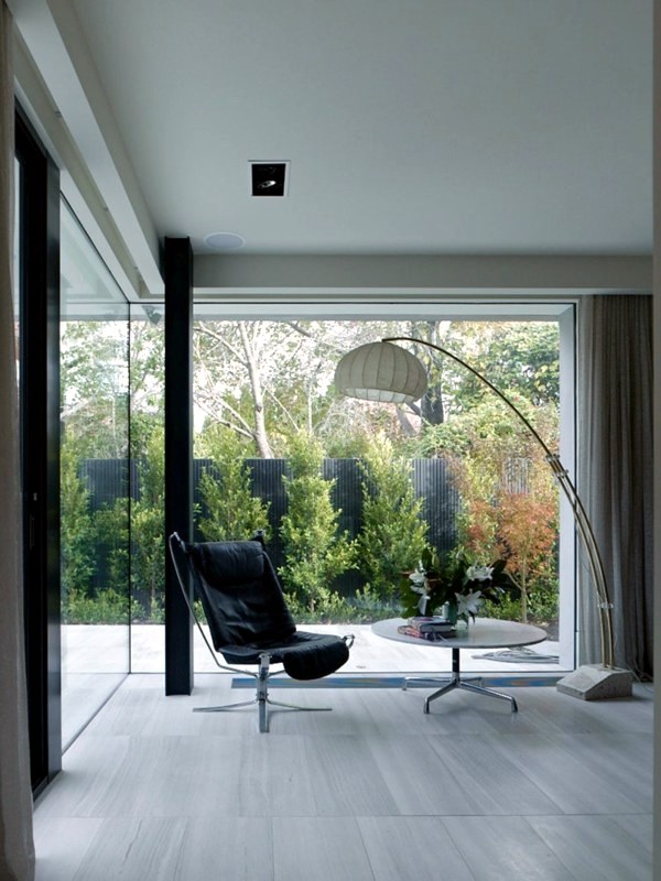 Large modern house in Melbourne, Australia by be architecture
