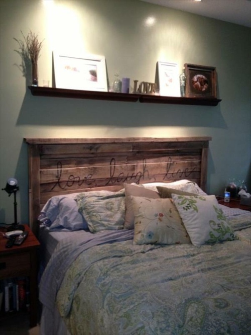 DIY headboard Euro pallets DIY headboard Euro pallets