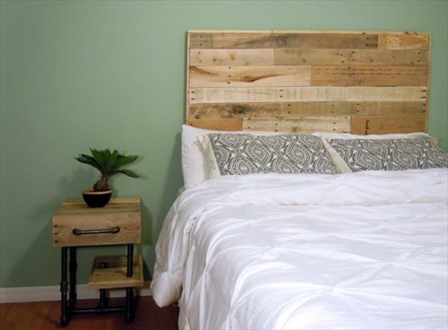 DIY headboard Euro pallets DIY headboard Euro pallets