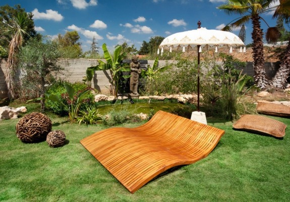 Garden Lounge Furniture - 8 gorgeous Outdoor Sofas