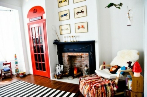 12 cool kids decorated in English style