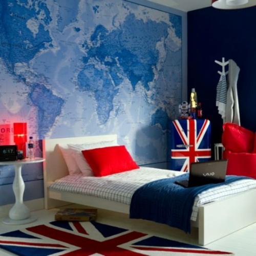 12 cool kids decorated in English style