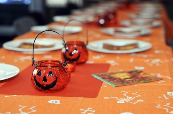 Table decoration crafts - Halloween decoration do it yourself