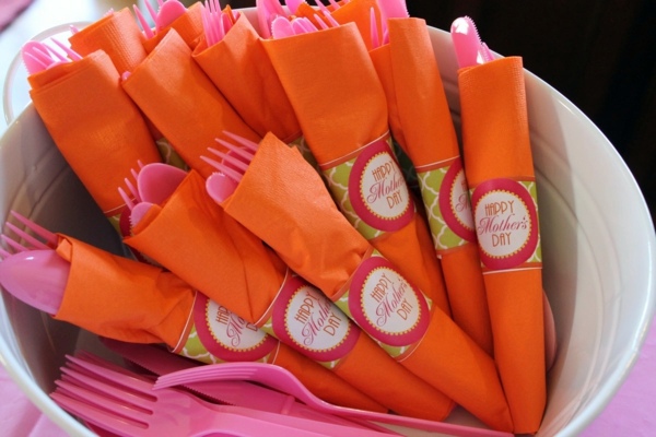 Of decoration ideas for Mother's Day itself - pleasant surprise