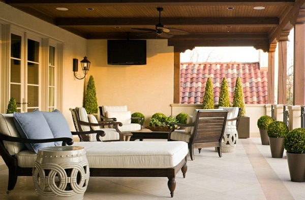 Oriental design with Chinese Garden Chairs