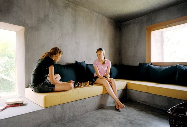 Concrete wall color - how can you delete a concrete wall? Concrete wall color - how can you delete a concrete wall?