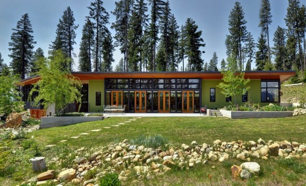 Modern energy efficient house