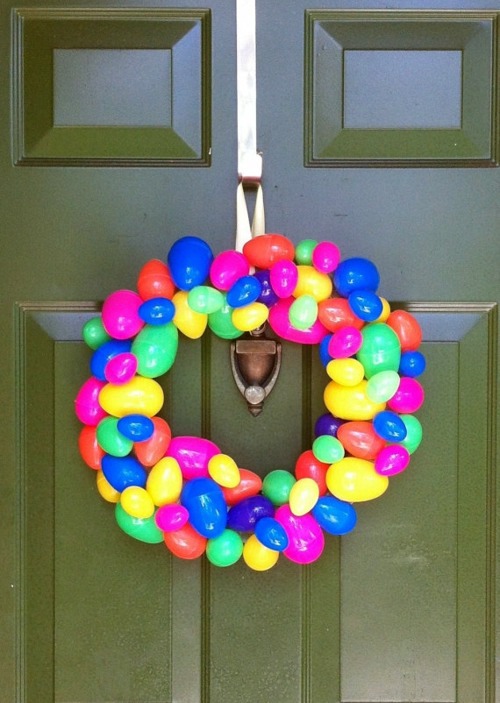 Ostern - Beautiful Easter eggs and Easter decoration craft itself