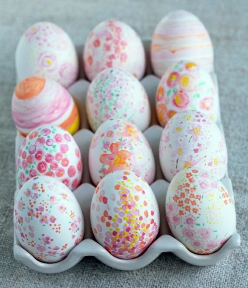 Beautiful Easter eggs and Easter decoration craft itself