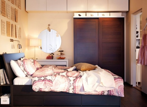 How one chooses the right wardrobe for the bedroom