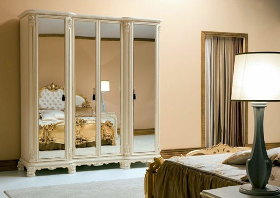 How one chooses the right wardrobe for the bedroom