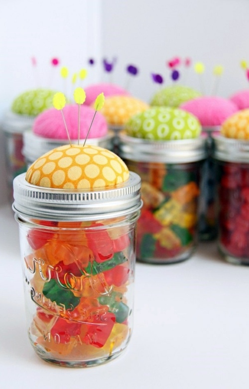 Cheap decorating ideas for Christmas gifts for the ladies
