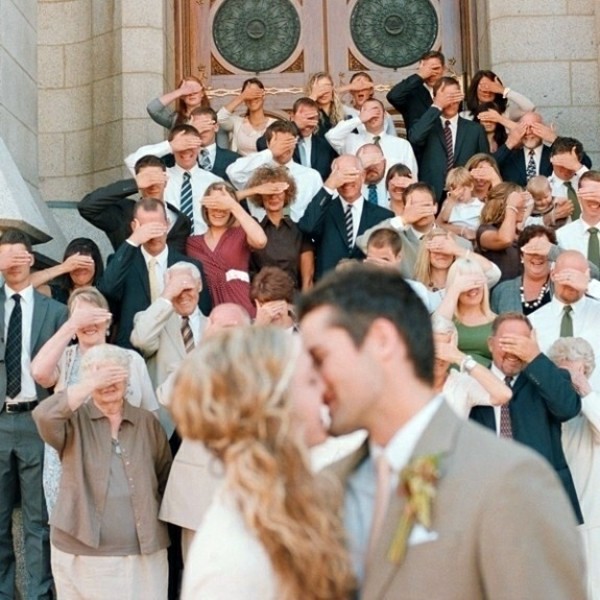 Funny Wedding Photos Ideas