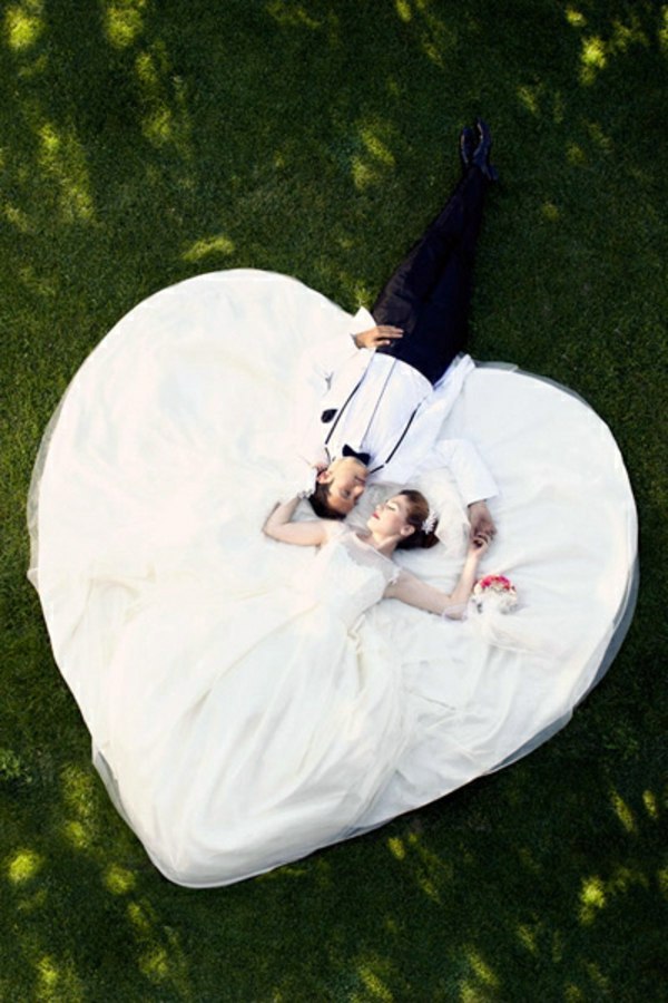 Funny Wedding Photos Ideas
